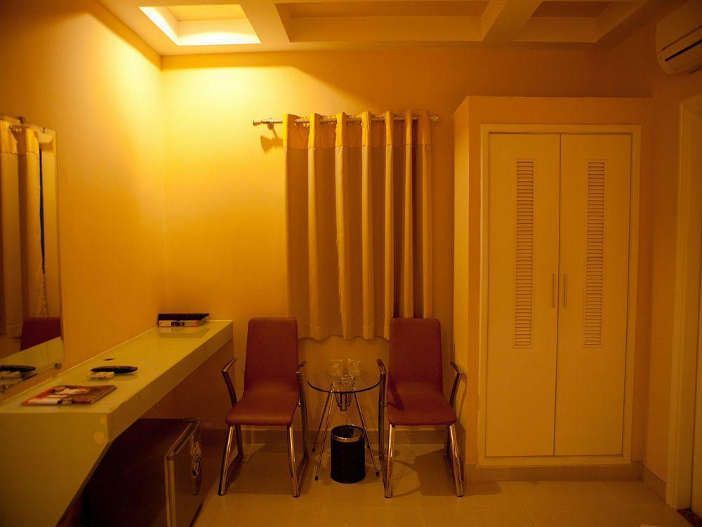 King Star Hotel Ho Chi Minh City Bagian luar foto